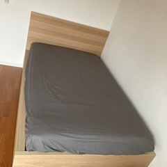 IEKAセミダブルのサイズベッド　