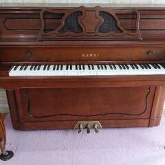 カワイピアノコンパクトインテリアデザイン、売約済になりました。ありがとうございます。