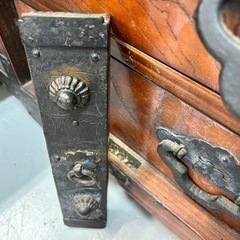 レトロ家具 仕掛けのある収納棚