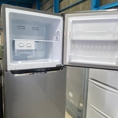 激安2ドア!!大きめ227L!!Hisense 冷凍冷蔵庫 2019年 HR-B2302
