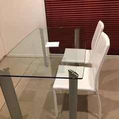 【ネット決済】ガラス天板のダイニングテーブル