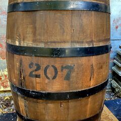 ワイン　ウイスキー　樽　①