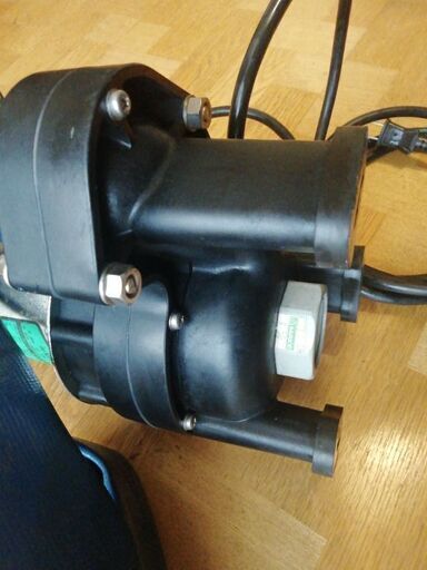 鶴見製作所の水中ポンプ