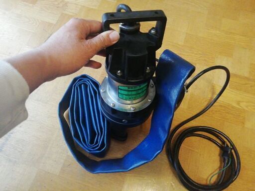 鶴見製作所の水中ポンプ