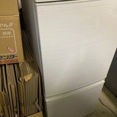 【高年式】 2020年製 シャープ 137L 2ドア冷凍冷蔵庫 SJ-D14F-W ホワイト つけかえどっちもドア