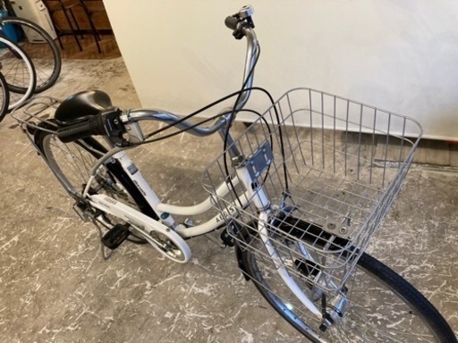 週末お値下げ】自転車 美品 6段変速 オートライト サイクルショップ 