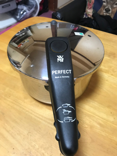 (値下げ) WMF (ヴェーエムエフ) PERFECT 圧力鍋