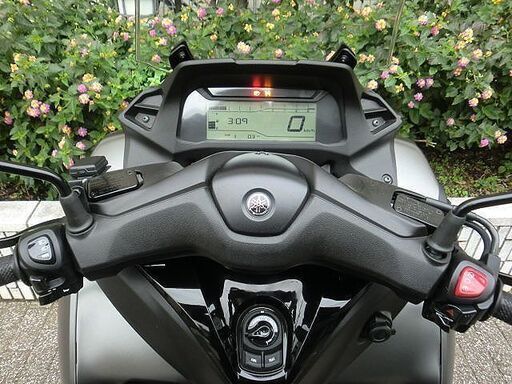 ★普通免許仕様トリシティ300 新古車級「走行19km」ワイドトレッド 車検5年10/19 ETC付★東京/大田区【下取OK】