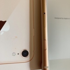 アップル　アイホン8  64ギガ