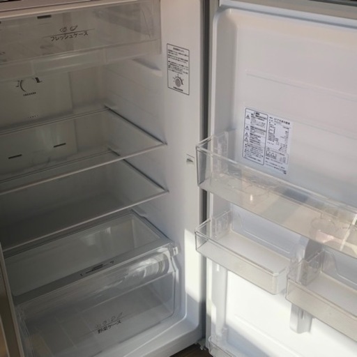 Hisense   2016年製　2ドア　冷凍　冷蔵庫　227ℓ   清掃、消毒済み　動作確認済み　人気商品‼︎