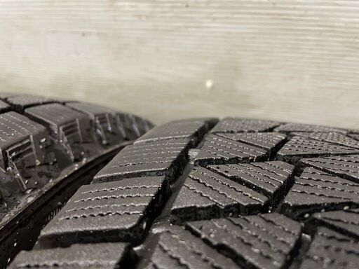 BS BLIZZAK DM-V2 225/65R17 17インチ スタッドレス 4本 バリ溝 エクストレイル CX-5/CX-8 ハリアー RAV4等　(TE667) クレジットカード QRコード決済可能