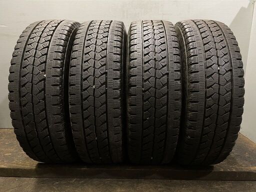 BS BLIZZAK W979 215/70R15 107/105L LT 15インチ スタッドレス 4本 