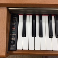 L-57【ご来店いただける方限定】YAMAHAの電子ピアノです