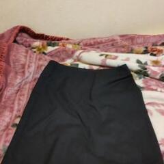 黑のスカート