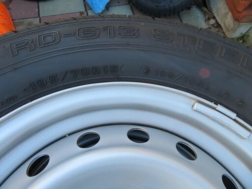 195/70R15 最高 106/104L LT夏タイヤ 新車外し4本セット 