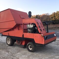 ヤンマースイーパーLS808D　芝生清掃機　農用運搬車　