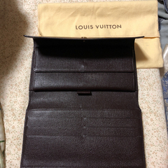 ルイヴィトン長財布 