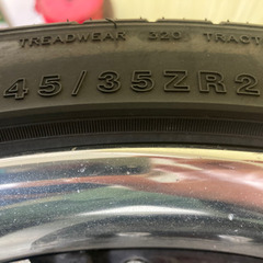 20インチアルミ　夏タイヤ走行100キロ未満バリ目