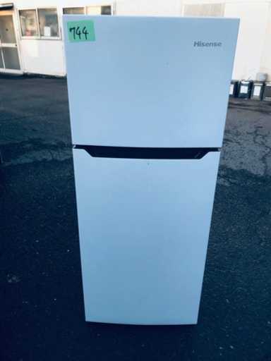 ①✨2019年製✨744番 Hisense✨2ドア冷凍冷蔵庫✨HR-B12C‼️ ①✨2019年製✨744番 Hisense✨2ドア冷凍冷蔵庫✨HR-B12C‼️