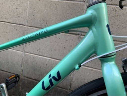 ジャイアント】年末年始SALE❗️エスケープR3W 2022年最新モデル入荷