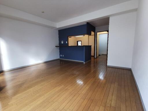 大家直接募集 ペットと住める 戸建のようなrcテラスハウス ガレージ 庭付き 3ldk ガレージ 奈良県大和高田市 保証会社加入連帯保証人 かんすけ 大和高田のマンションの不動産 住宅情報 無料掲載の掲示板 ジモティー