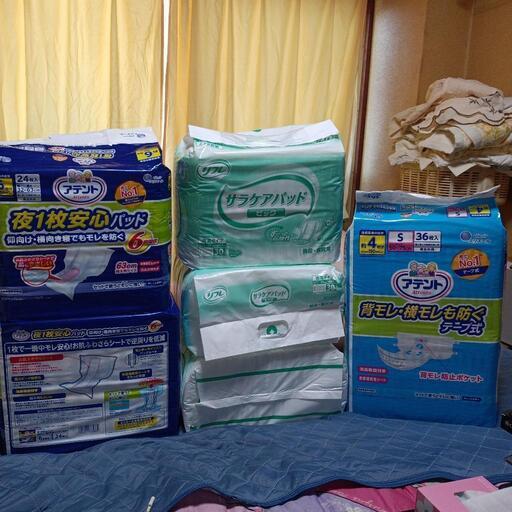 未開封。大人用バッド１７４枚セット。