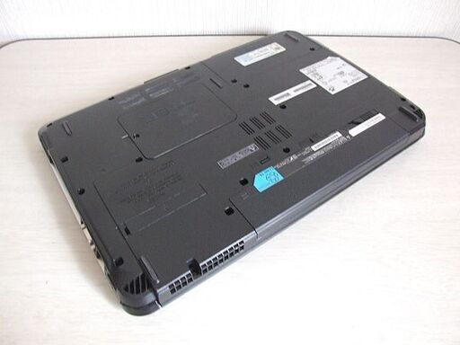 高速SSD240GB搭載　Core i5　Fujitsu LIFEBOOK AH700/5B ノートパソコン　(3879)