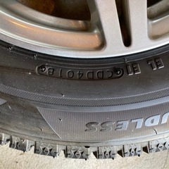 スタッドレスタイヤ、ホイールセット　N-BOX