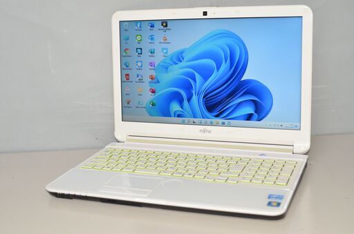最新Windows11+office2019 爆速SSD256GB 富士通 LIFEBOOK AH50/HN i5-3210M/メモリ8GB/15.6インチ/DVDマルチ/USB3.0/カメラ/便利なソフト