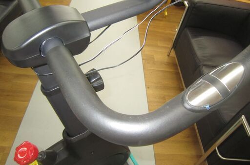 R349 フィットネスバイク 小売業者 スピンバイク フルカバーホイール  