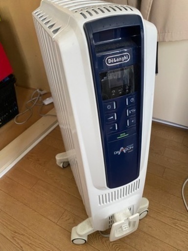 「これからの時期！」デロンギ オイルヒーター 4万ぐらいの品