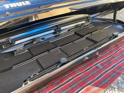 札幌 THULE Dynamic M スーリー ダイナミックM 800 ルーフボックス 中古品 ルーフキャリア