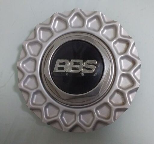【BBS RG センターキャップ】人気の「BBS」の個人の予備として保管中のストック品ですーーー結構綺麗です。《2枚》 − 愛知県
