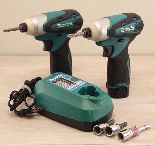 マキタ makita 充電式インパクトドライバ　TD090D 本体 バッテリー 2個セット (D4288msxY)