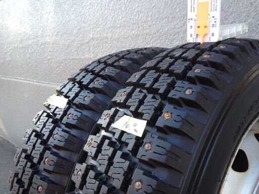 スパイクタイヤ 軽自動車用 135SR12 ADLER (135/82R12)・軽トラック 