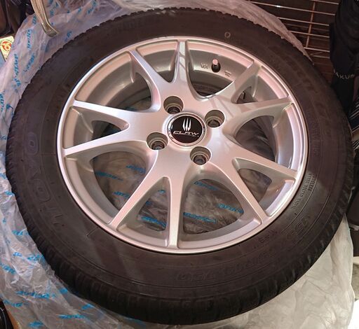 中古スタッドレスタイヤ&ホイール4個セット CLAW X-1 / TOYO TIRE