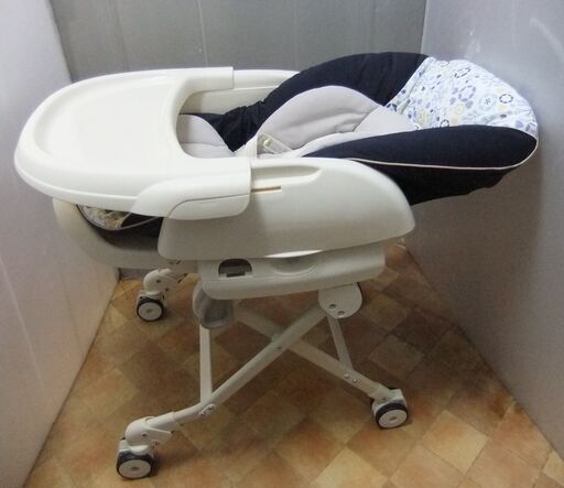 美品/コンビ/ベビーステーション/０～４歳頃/手動タイプ/洗濯済み