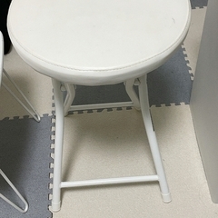 折り畳みテーブルと椅子、無料あげます