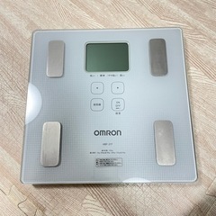 【お問合せ中】オムロン　体重計