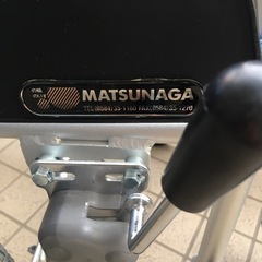 緊急募集！！ 美品 車いす 自走式 折り畳み可 ノーパンクタイヤ 松永製作所