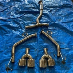 アルファード　ヴェルファイア マフラー　左右出し