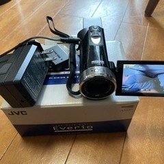 パナソニック JVC Everio 8GB内蔵メモリー GZ-E880-B