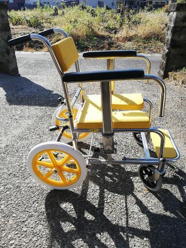 美品!格安!即決　一宮市　風呂介護用車椅子　シャワーキャリー