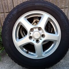 スタッドレスタイヤセット195/65R15