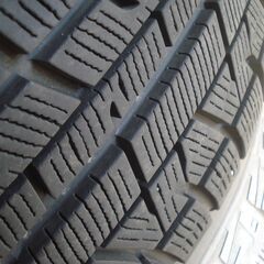 ヨコハマ　205/60R16　スタッドレス　アルミセット