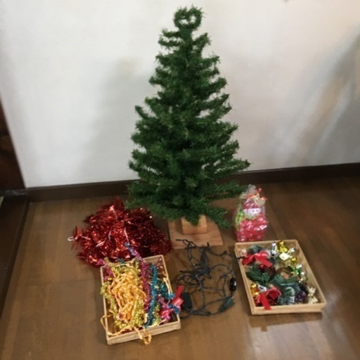 クリスマスツリー Mokkun 赤嶺の子供用品の中古あげます 譲ります ジモティーで不用品の処分