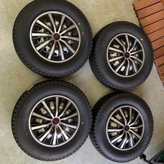 受渡済】軽四バン貨物用 スタッドレス タイヤ 4本セット ホイルキャップ付