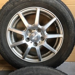 セレナなどに　195/65/R15 スタッドレスタイヤ