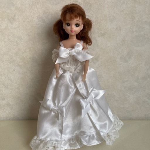 白ドレスのリカちゃん コート ワンピース ブーツ付 みかん 白石のおもちゃの中古あげます 譲ります ジモティーで不用品の処分