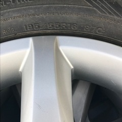 中古】プリウス 16インチホイール 5穴 4本 タイヤ 195/55R 16